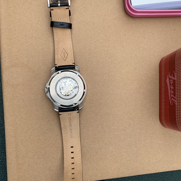 Brand new fossil mechanic watch - Picture 5 of 5